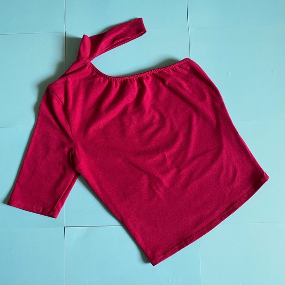 pink crop top - Picture 2 of 6